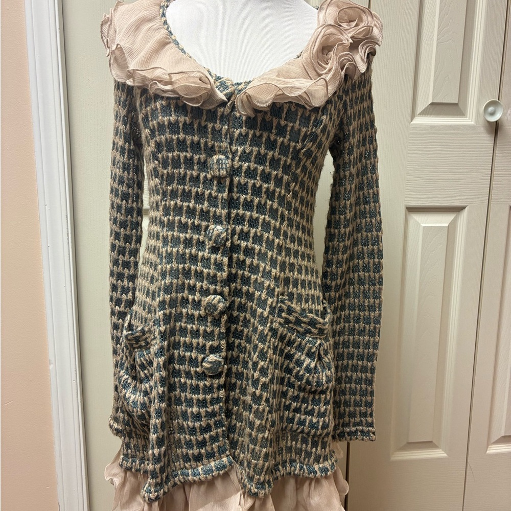 Ryu Size Medium Beige and Green Patterned Cardigan
